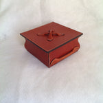 Load image into Gallery viewer, Medium Square Box with Lid Tan
