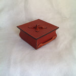Load image into Gallery viewer, Medium Square Box with Lid Tan
