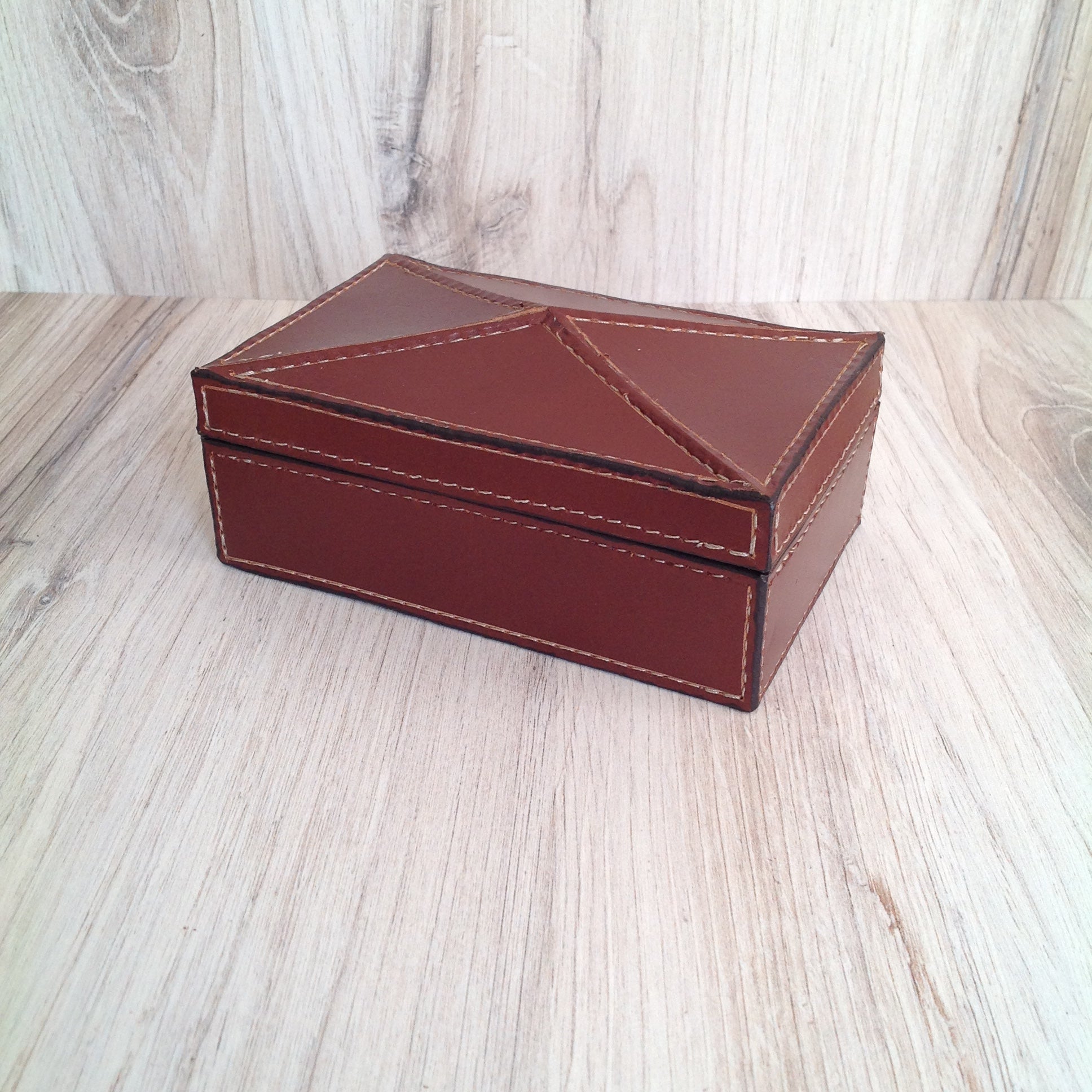 Rectangle Box with Peaked Lid