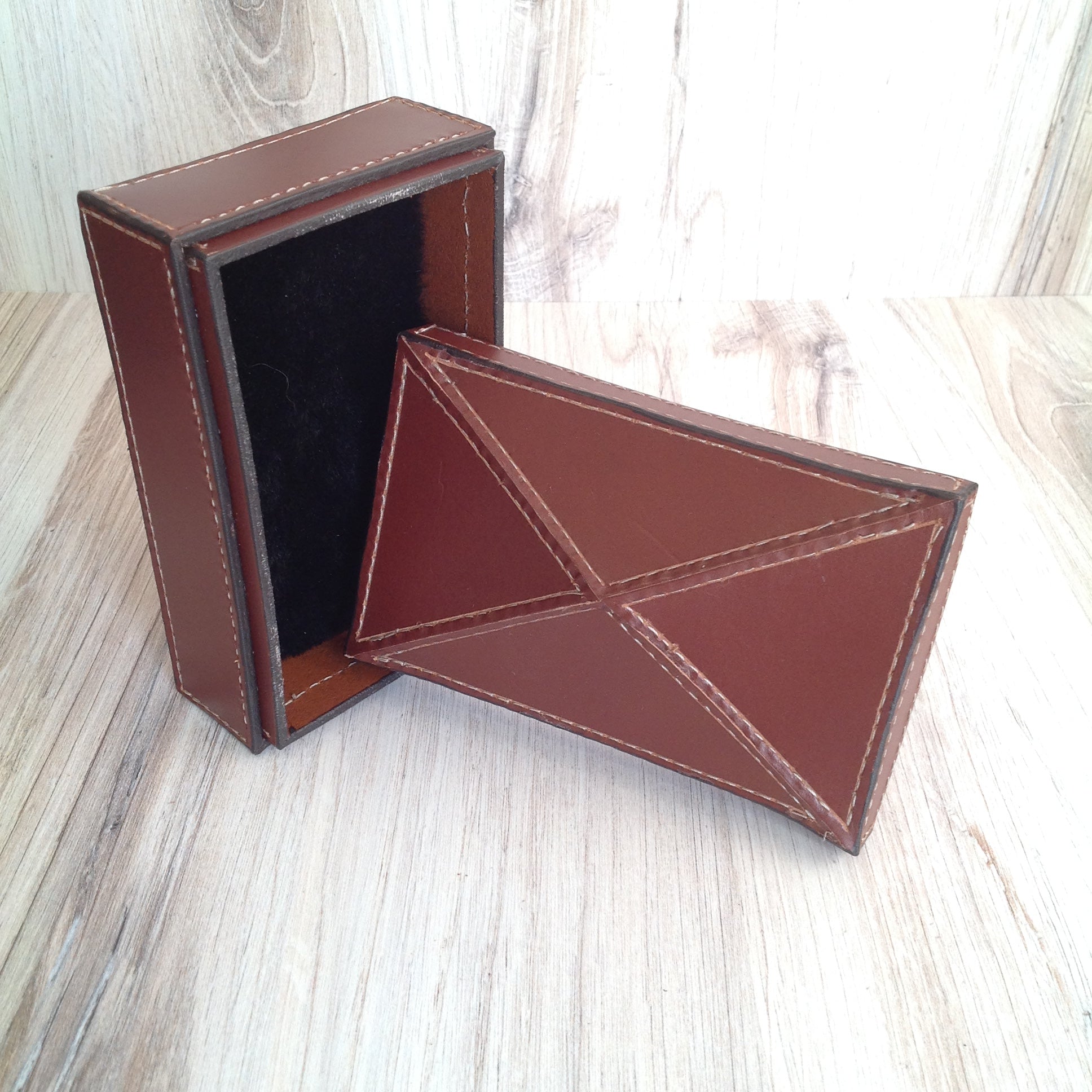 Rectangle Box with Peaked Lid